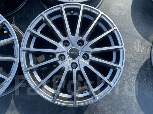 Kosei AirBerg. 7.0x17", 5x114.3, ET48, �� 73���. ����