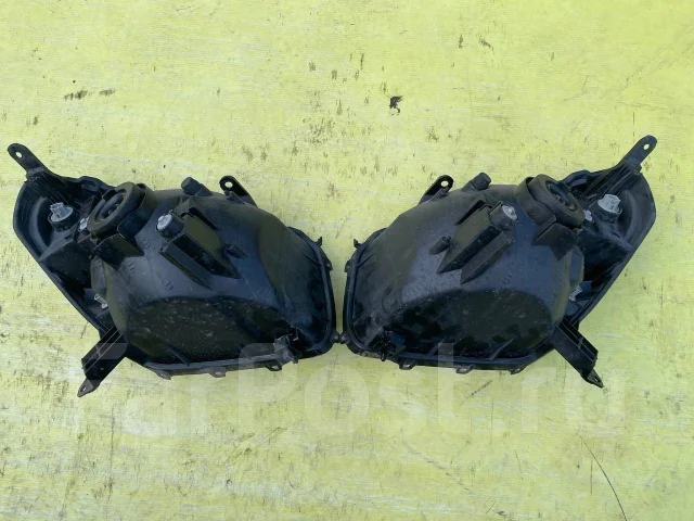 ���� ���� ���������� Toyota RAV4 2005��� 81110-42230 81150-42230 ����