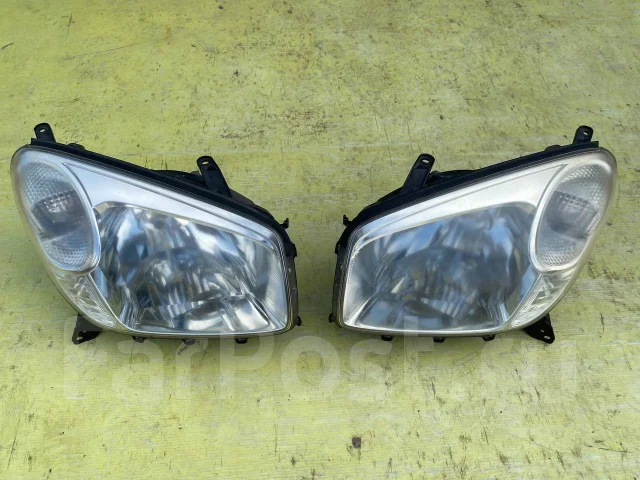 ���� ���� ���������� Toyota RAV4 2005��� 81110-42230 81150-42230 ����
