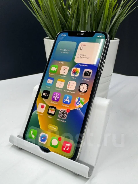 Apple iPhone X. �/�, 64 ��, �����, 3G, 4G LTE, NFC ����