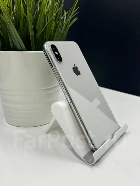 Apple iPhone X. �/�, 64 ��, �����, 3G, 4G LTE, NFC ����
