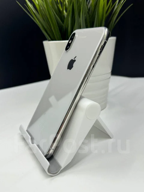 Apple iPhone X. �/�, 64 ��, �����, 3G, 4G LTE, NFC ����