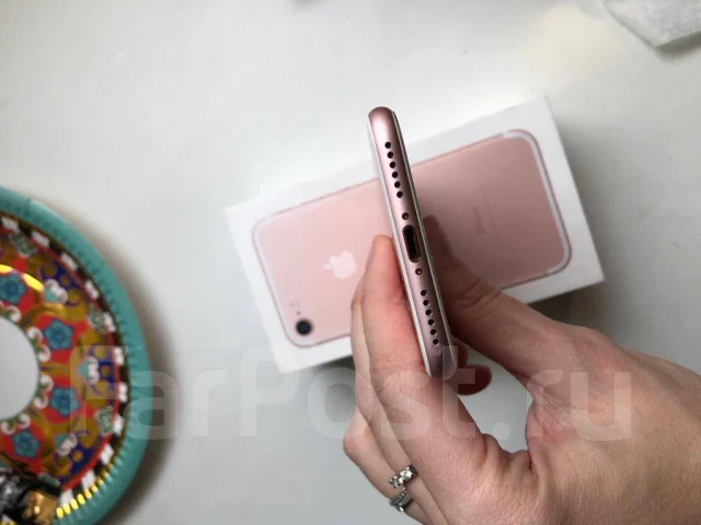 Apple iPhone 7. �/�, 128 �� ����