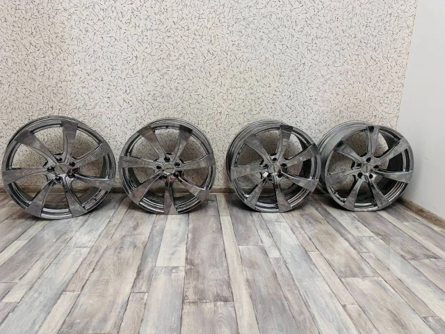 Weds Zea. 8.5x20", 5x114.3, ET45, �� 73���. ����