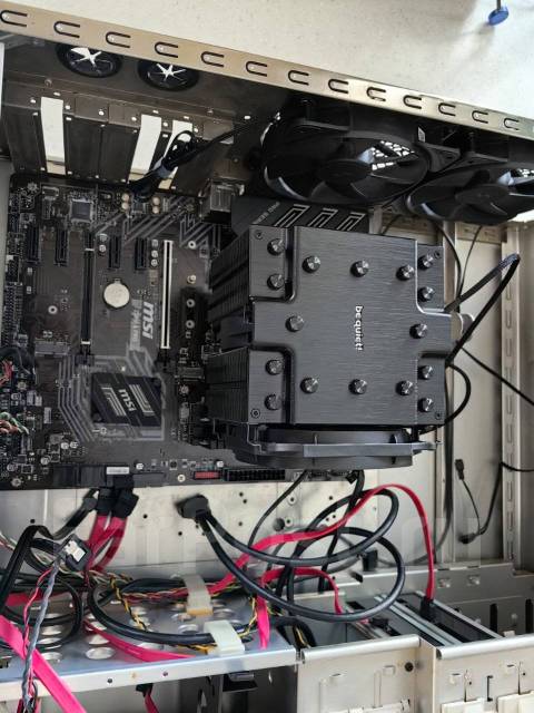Процессор Intel i9-9900K (с кулером), б/у, в наличии. Цена: 30 000₽ во ...