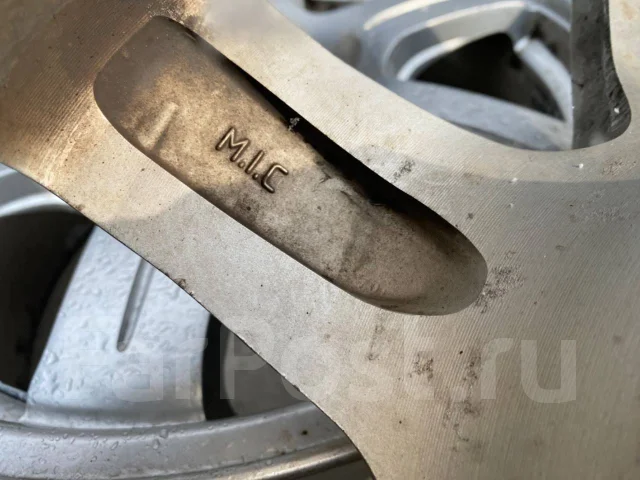 Work M.C.O. 7.5x17", 6x139.7, ET25 ����