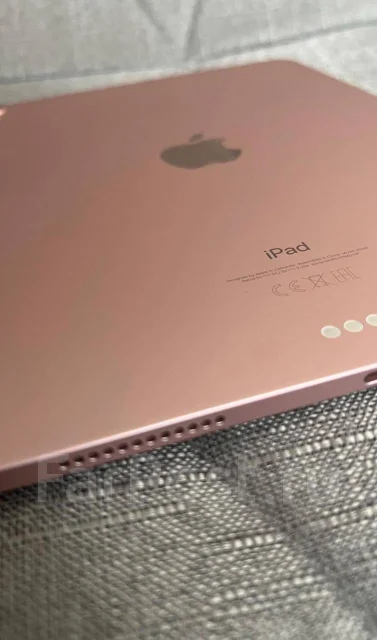 Apple iPad Air 4. ������ 64 �� ����