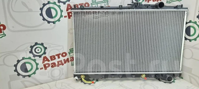 �������� Mitsubishi Chariot 91-97 MC0008-2R ����