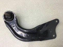 ����� ������ ���������� ����� Mazda 3 (BM) 2013-2016 [B45A28250A] B45A28250A ����