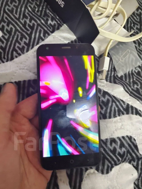 ZTE Blade. �/�, 16 ��, ������, 3G, 4G LTE ����