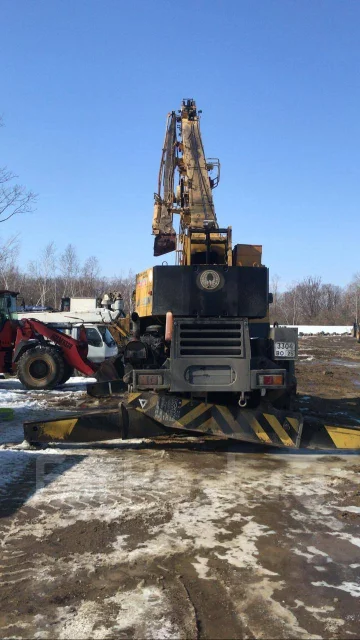Komatsu LW250 ����