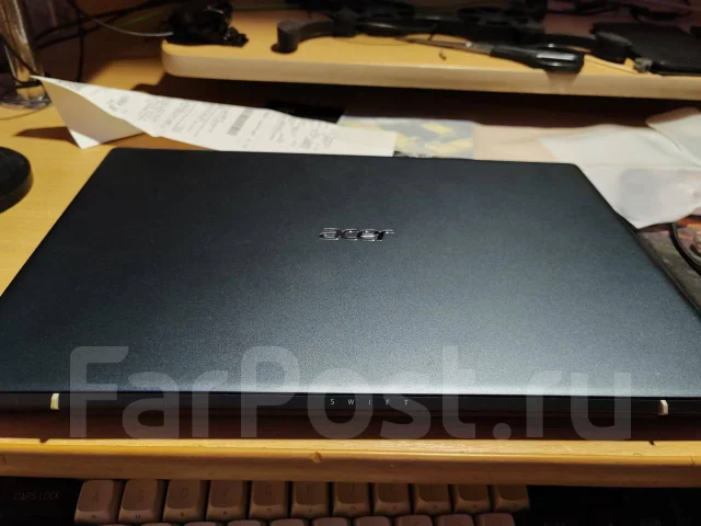 Acer Swift 3 SF316-51. 16.1", ��� 16 ��, ���� 512���, WiFi: 1, Bluetooth: 1, ����������� �� 5��. ����