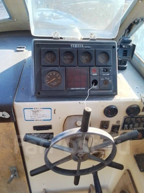 Yamaha FC-33. 1989 ���, ����� 10��., ��������� ������������, 160��.�., ������ ����