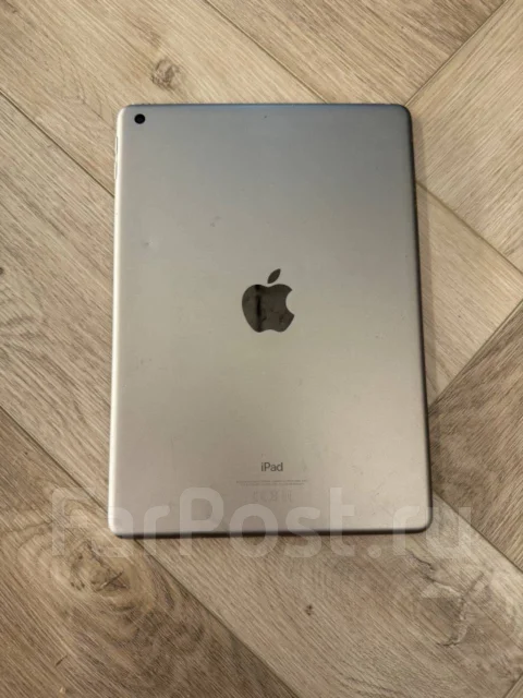 Apple iPad 5. 9.7 ������, ������ 32 �� ����