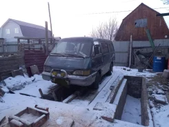 Kia Besta ����