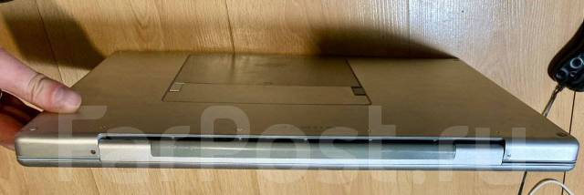 Apple MacBook Pro 17. 17", 2,4����, ��� 4 ��, ���� 500���, WiFi: 1, Bluetooth: 1, ����������� �� 3��. ����