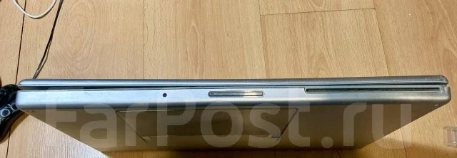 Apple MacBook Pro 17. 17", 2,4����, ��� 4 ��, ���� 500���, WiFi: 1, Bluetooth: 1, ����������� �� 3��. ����