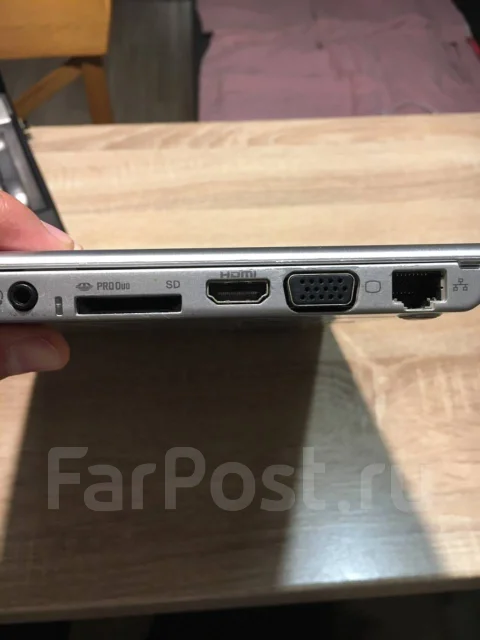 Sony VAIO. 11.6", 1,7����, ��� 4 ��, ���� 441���, WiFi: 1, Bluetooth: 1 ����