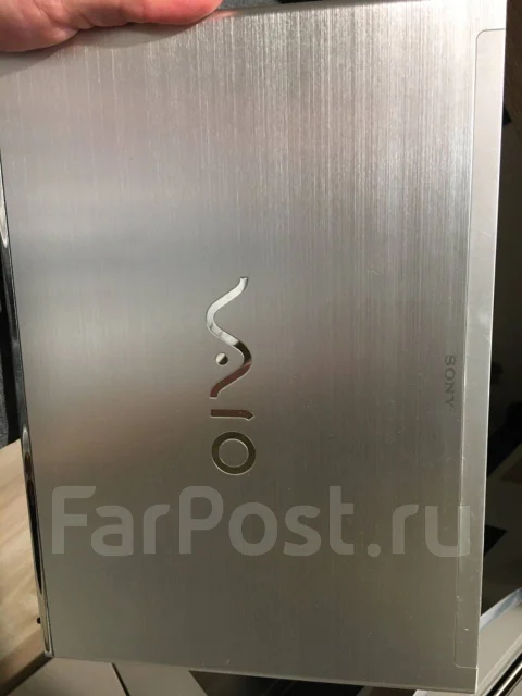 Sony VAIO. 11.6", 1,7����, ��� 4 ��, ���� 441���, WiFi: 1, Bluetooth: 1 ����