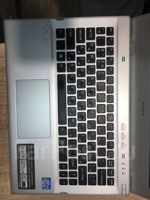 Sony VAIO. 11.6", 1,7����, ��� 4 ��, ���� 441���, WiFi: 1, Bluetooth: 1 ����