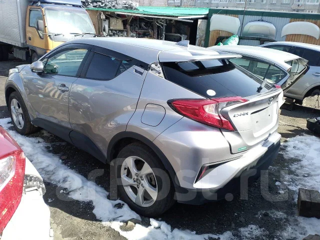Toyota C-HR. NGX50, 8NR ����