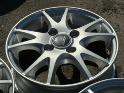 Claw. 4.0x13", 4x100, ET43, �� 67,1���. ����