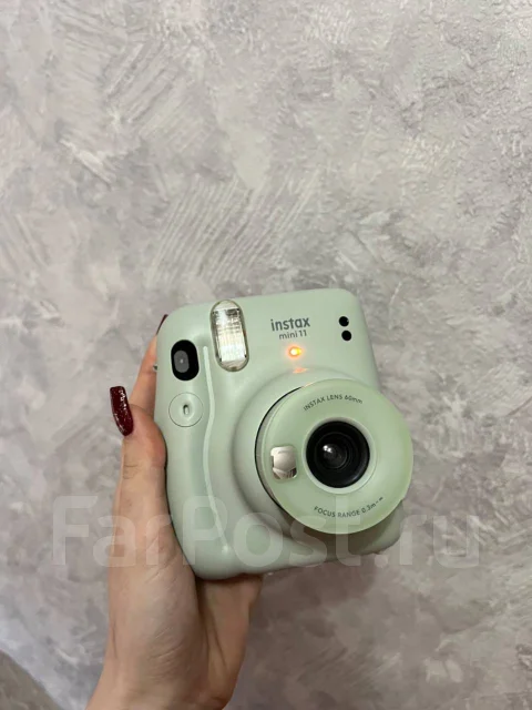 Fujifilm Instax Mini 11 ����