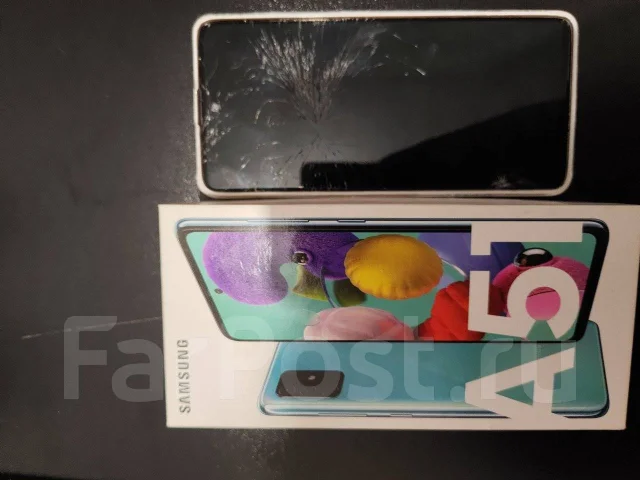 Samsung Galaxy A30. �/�, 32 ��, ����� ����