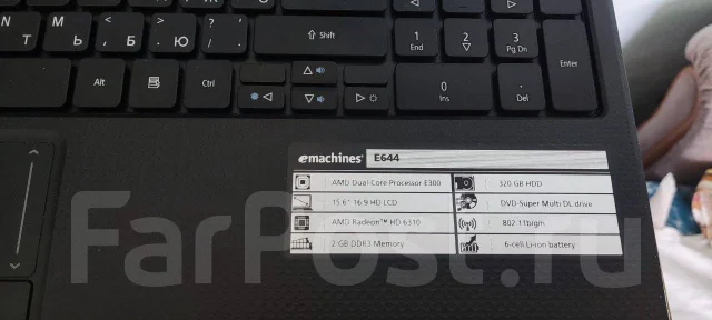 eMachines E644. 15.6", 1,3����, ��� 2048 ��, ���� 320���, WiFi: 1, Bluetooth: 1, ����������� �� 1��. ����