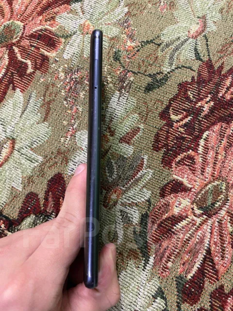 Xiaomi Mi9 Lite. �/�, 128 ��, ������, 4G LTE, Dual-SIM, NFC ����