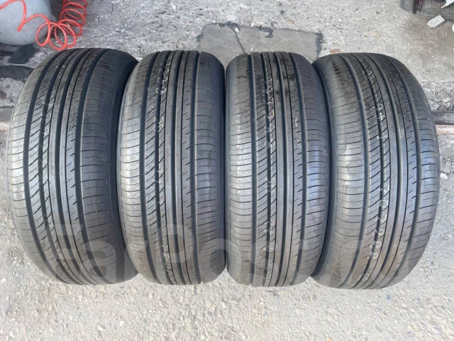 Yokohama Advan dB V552, 215/55 R17, 17
