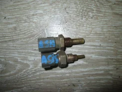 ������ ����������� ����������� �������� Toyota Avensis T220 (1997�2000) [8942216010] 8942216010 ����