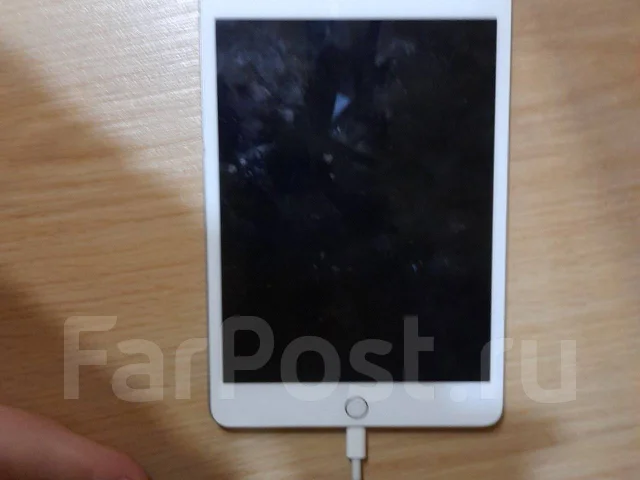 Apple iPad Air 4. ������ 64 ��. ��� ����� �� ������ ����