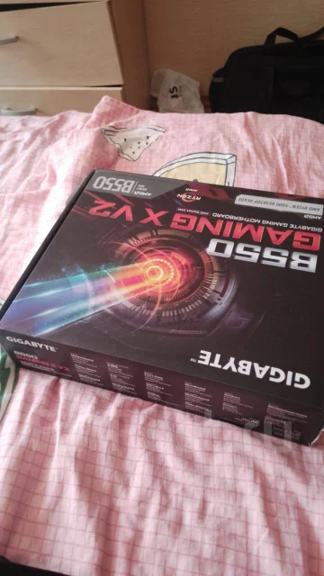AMD B550 ����