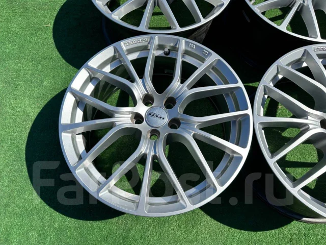 Abe Shokai La Strada Levis. 7.0x17", 5x100, ET40 ����
