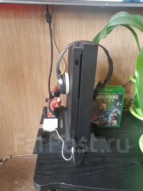 Microsoft Xbox One X ����