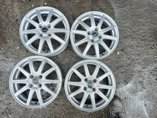 Weds Buster. 4.5x15", 4x100, ET45, �� 70���. ����