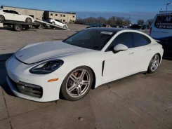 Porsche Panamera ����