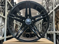Vossen VPS-302. 7.5x17", 5x114.3, ET35, �� 73,1���. ����