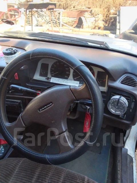 Toyota Carina. ��������, ��������, 1.5 (100��.�.), ������, 200 000����. �� ����