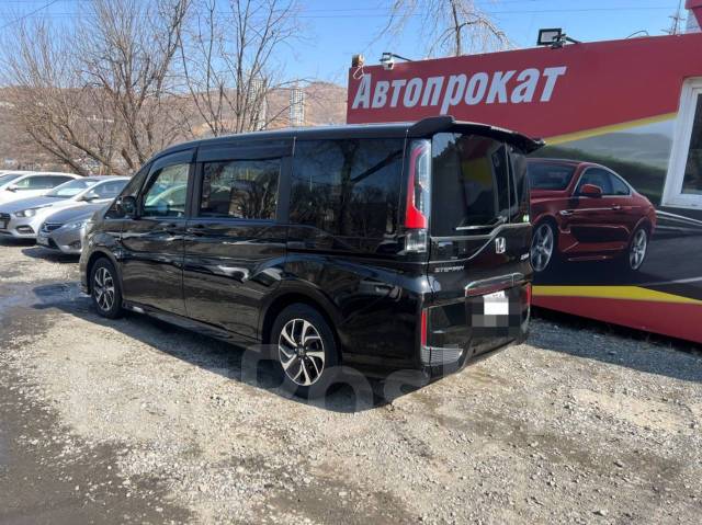 Прокат авто (Аренда авто) Honda Stepwgn 2019г. 8 мест, микроавтобус ...
