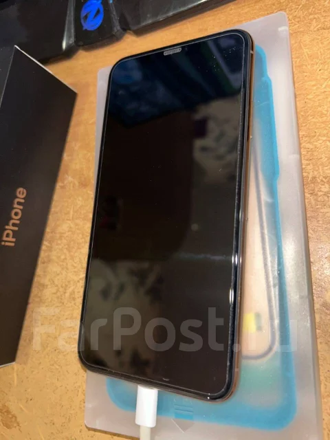 Apple iPhone 11 Pro Max. �/�, 256 ��, �������, 3G, 4G LTE, NFC ����