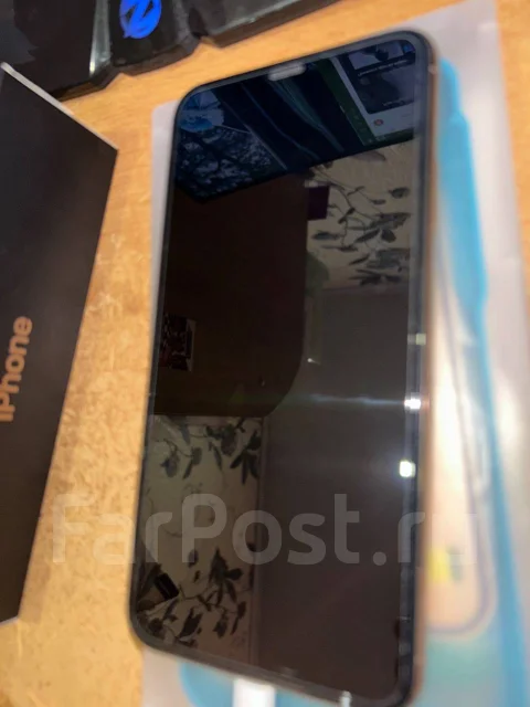 Apple iPhone 11 Pro Max. �/�, 256 ��, �������, 3G, 4G LTE, NFC ����