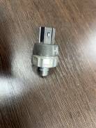 ������ �������� ����� Nissan 252404M40E ����