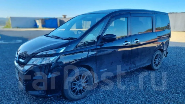 Nissan Serena. �������, ��������, 2.0 (170��.�.), ������, 180 000����. �� ����