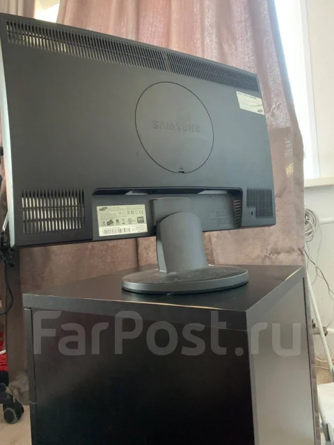 Samsung. 24" ����