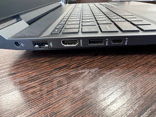 HP Victus 15. 15.6", 3,3����, ��� 16 ��, ���� 512���, WiFi: 1, Bluetooth: 1, ����������� �� 12��. ����