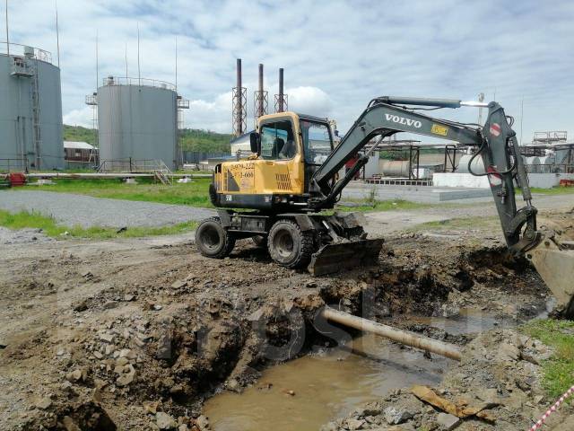 Экскаваторщик на колесный экскаватор volvo 55, работа в ИП Ралдугин С.В ...