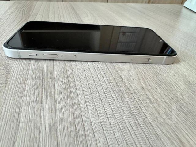 Apple iPhone 12. �/�, 256 ��, �����, 4G LTE ����