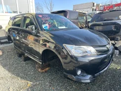 Toyota Corolla Fielder. NZE164, 1NZ FE ����